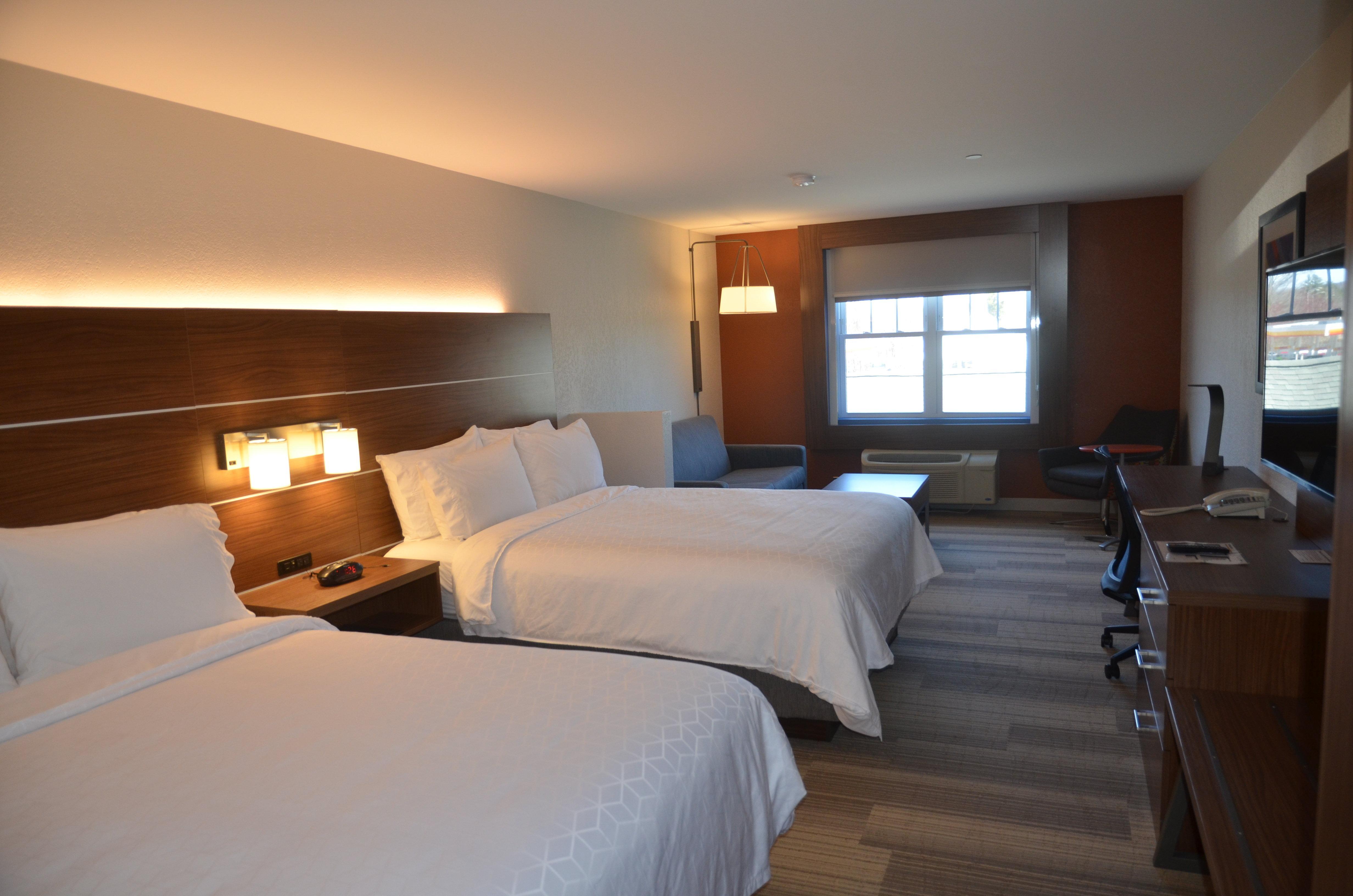 Holiday Inn Express Hotel & Suites Rochester By Ihg Εξωτερικό φωτογραφία