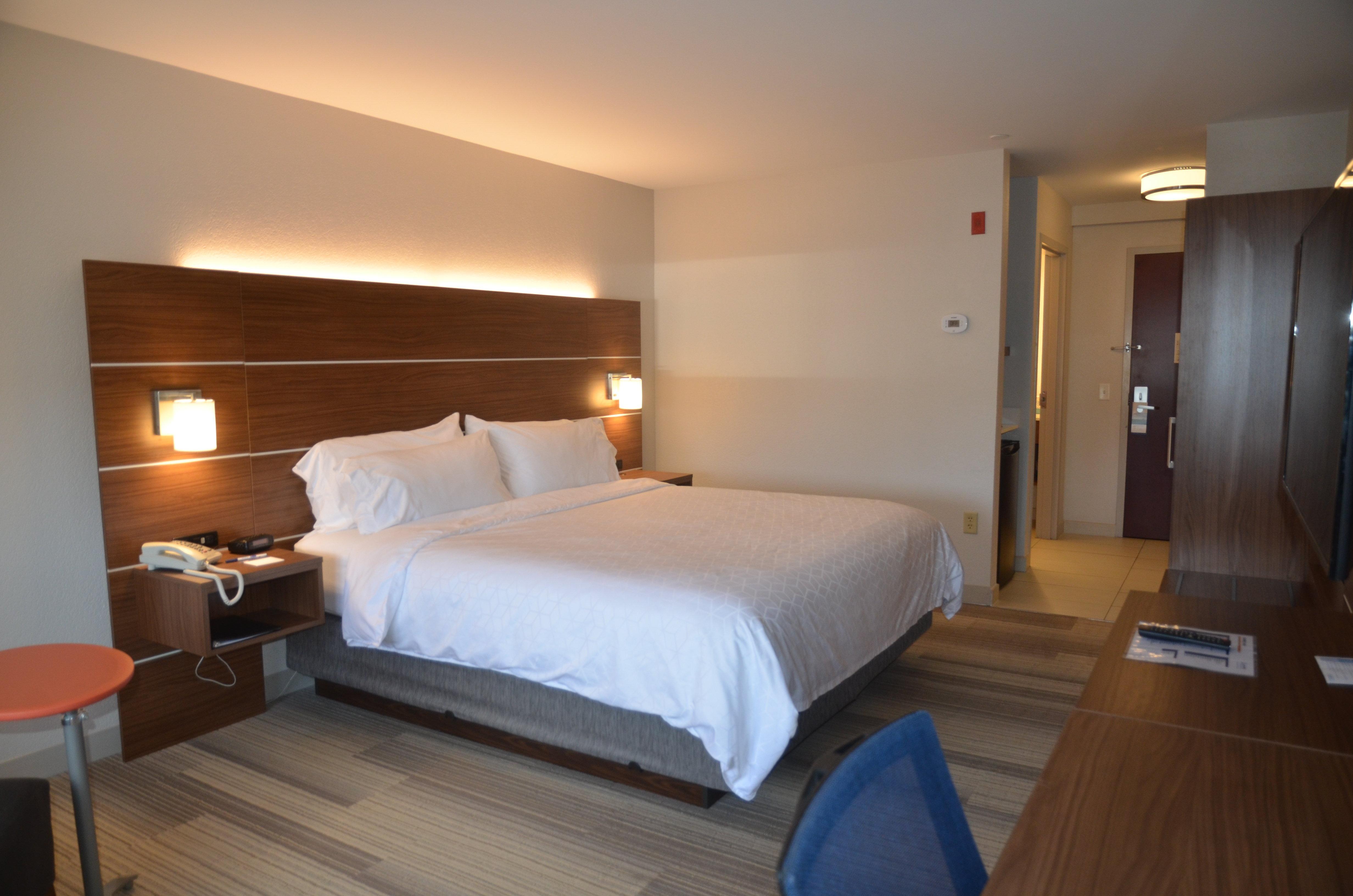 Holiday Inn Express Hotel & Suites Rochester By Ihg Εξωτερικό φωτογραφία