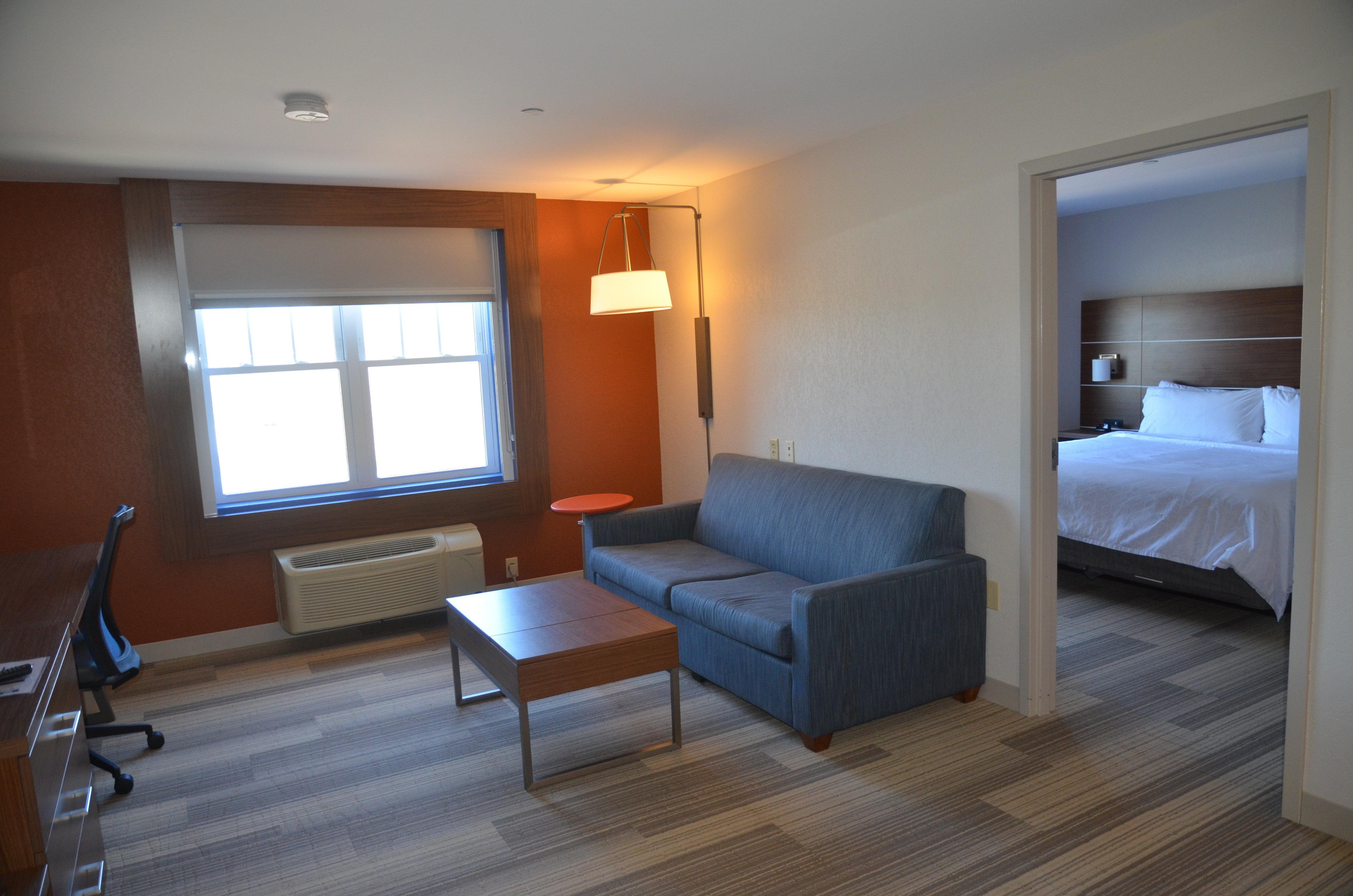 Holiday Inn Express Hotel & Suites Rochester By Ihg Εξωτερικό φωτογραφία
