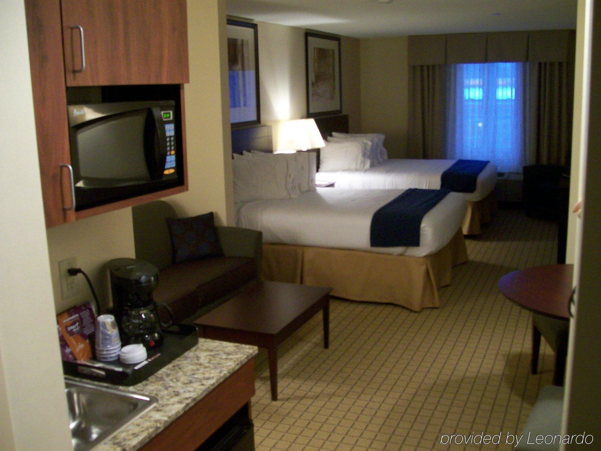 Holiday Inn Express Hotel & Suites Rochester By Ihg Δωμάτιο φωτογραφία