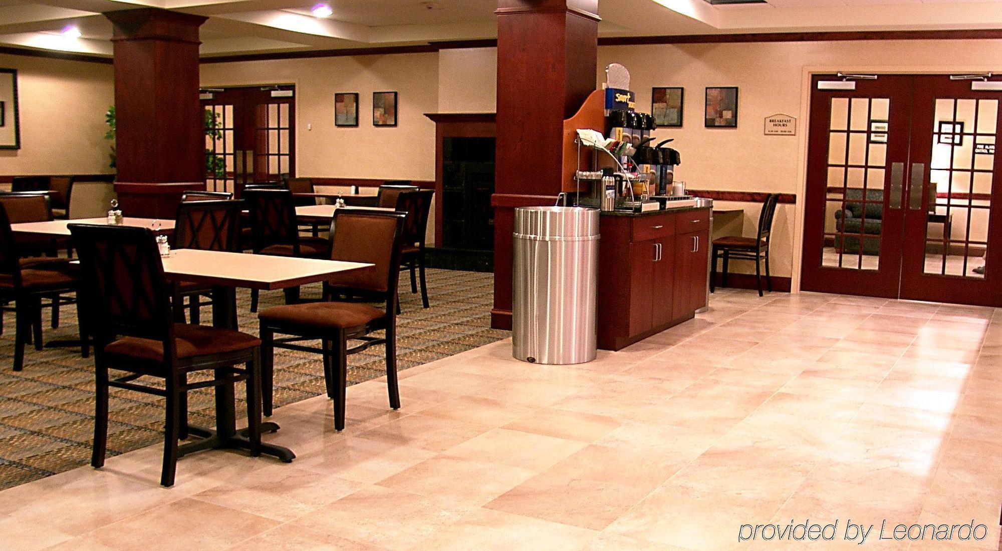 Holiday Inn Express Hotel & Suites Rochester By Ihg Εξωτερικό φωτογραφία